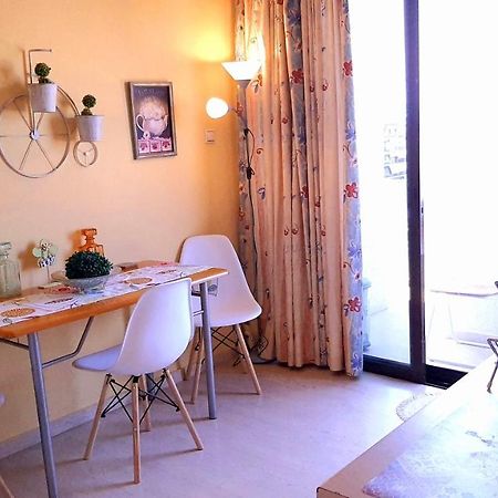 Central Square Appartment With Panoramic View Каламата Екстер'єр фото